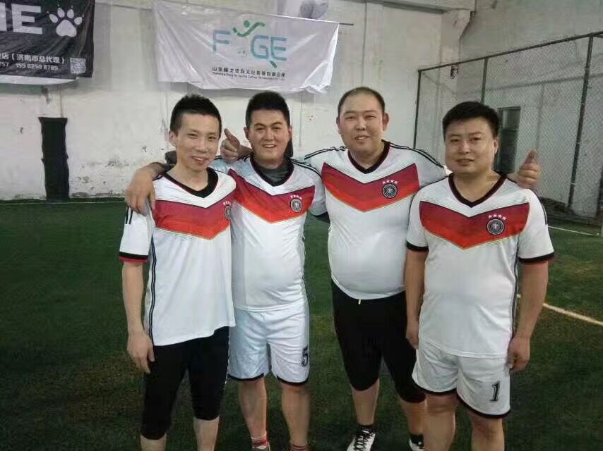 公司員工足球隊(duì)